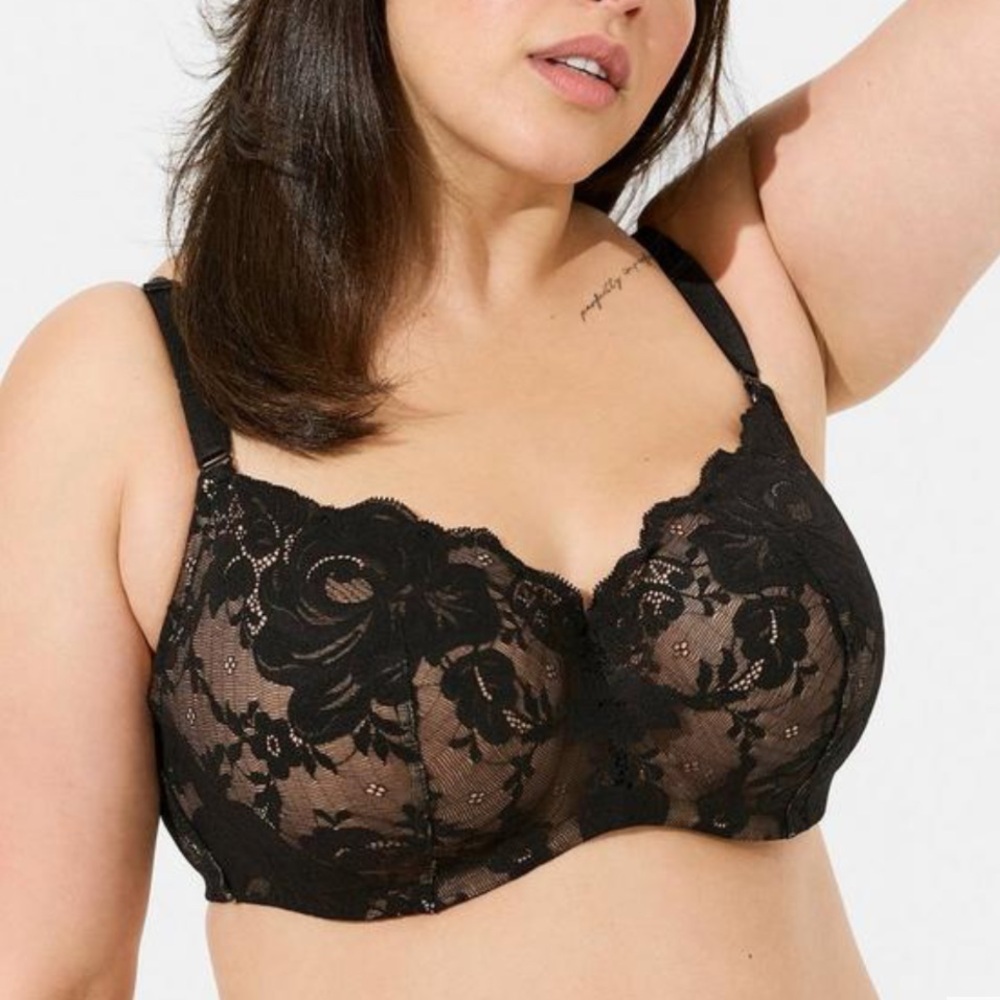 torrid Plus Size 52B NEW Full-Coverage Balconette Lightly Lined Floral Lace Bra